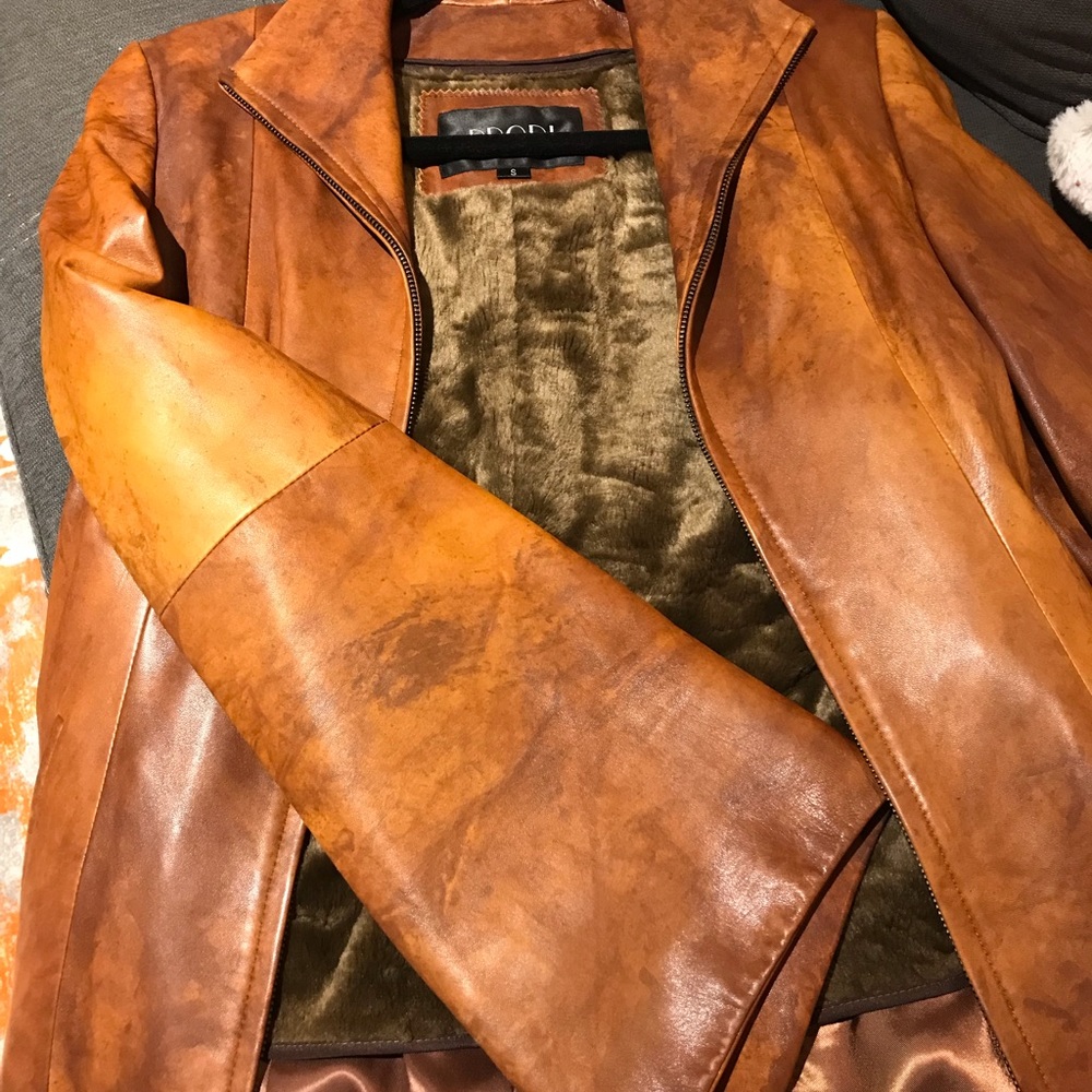 Prodi Leather Jacket - Picture 2 of 8